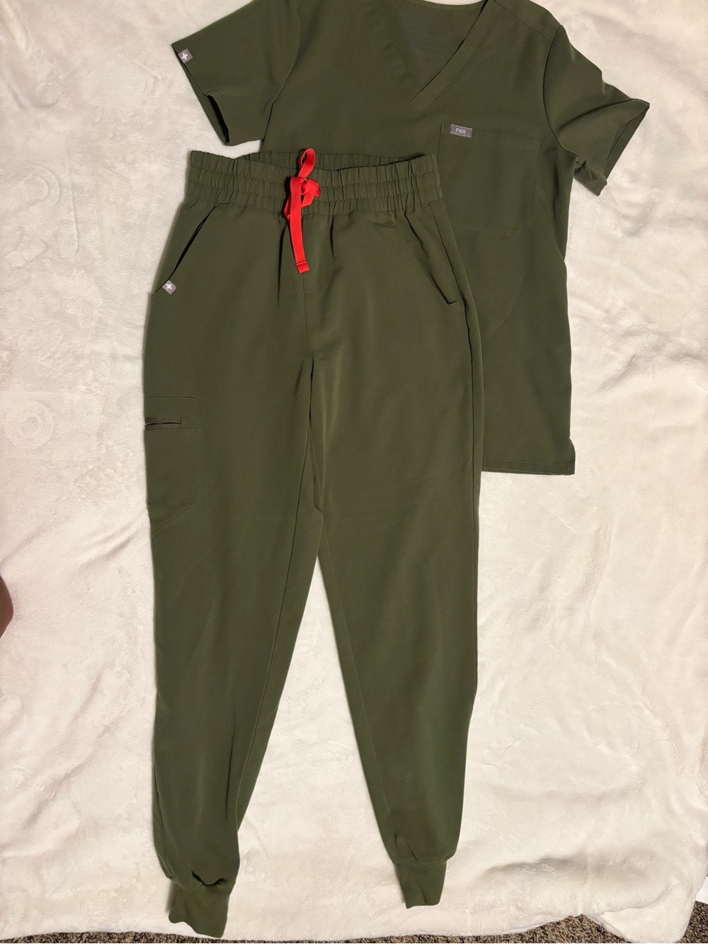Figs Olive Green Track Joggers Catrina top - Picture 5 of 7